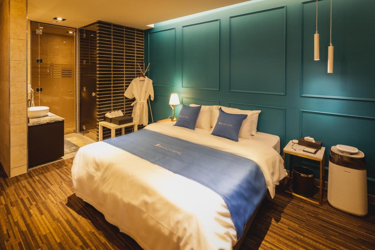 Chuncheon Hotel Bentley Eksteriør billede